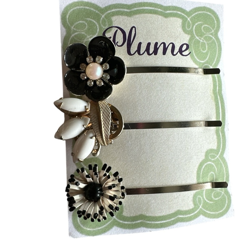 Black & White Flower Hairpin Set Retro Floral Kitsch Floral Vintage Jewelry NWT - Picture 2 of 5